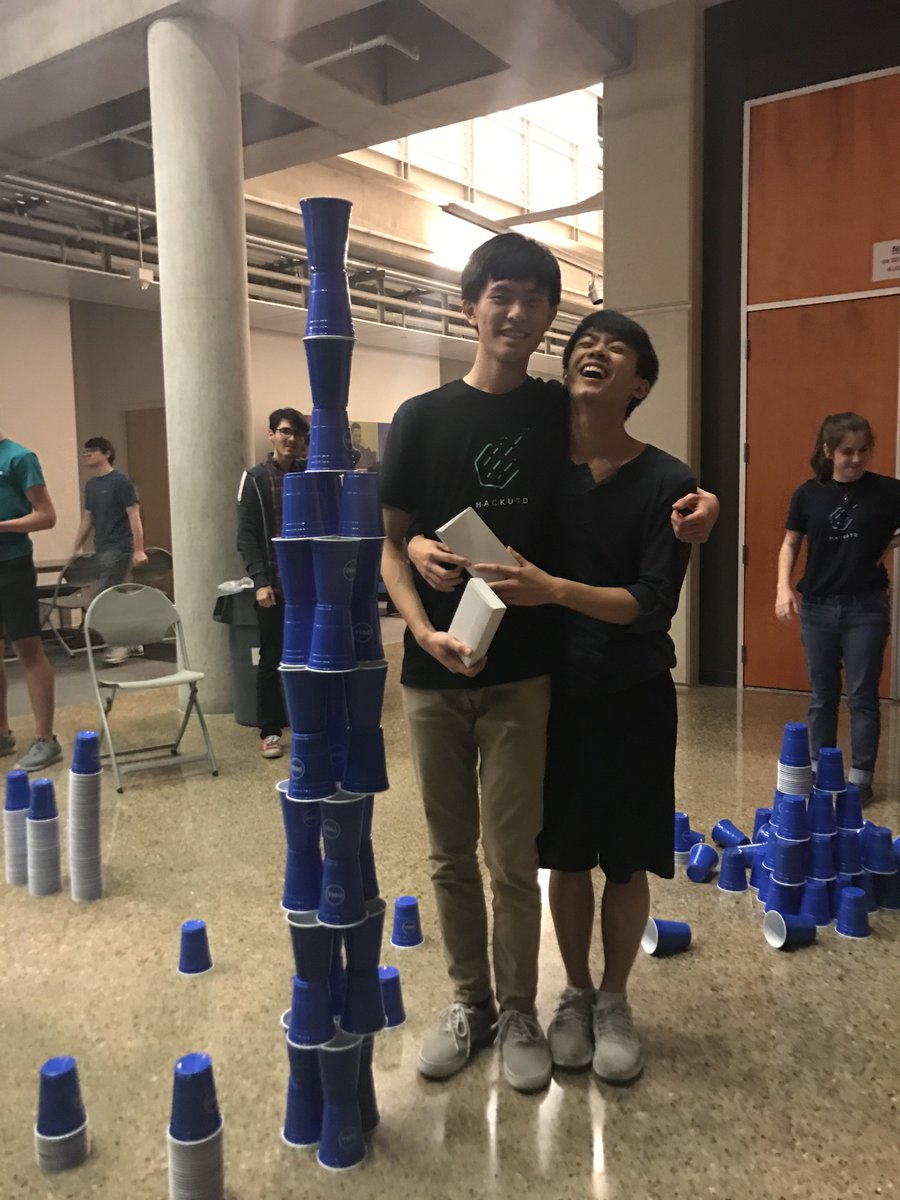MLHacks's tweet photo. Yesterdays cup stacking winners powered bu @Dell ! #HackUTD17 https://t.co/VBfTakP8XB