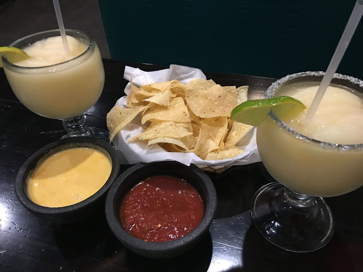 TexasHumor's tweet photo. If your daily diet consists of mainly this, you're probably from Texas. https://t.co/KXPxYRPWpm