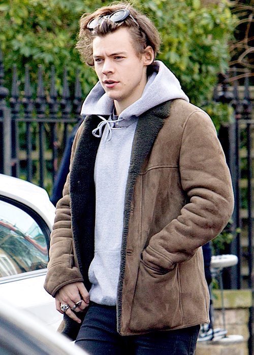 harrytspriority tweet picture