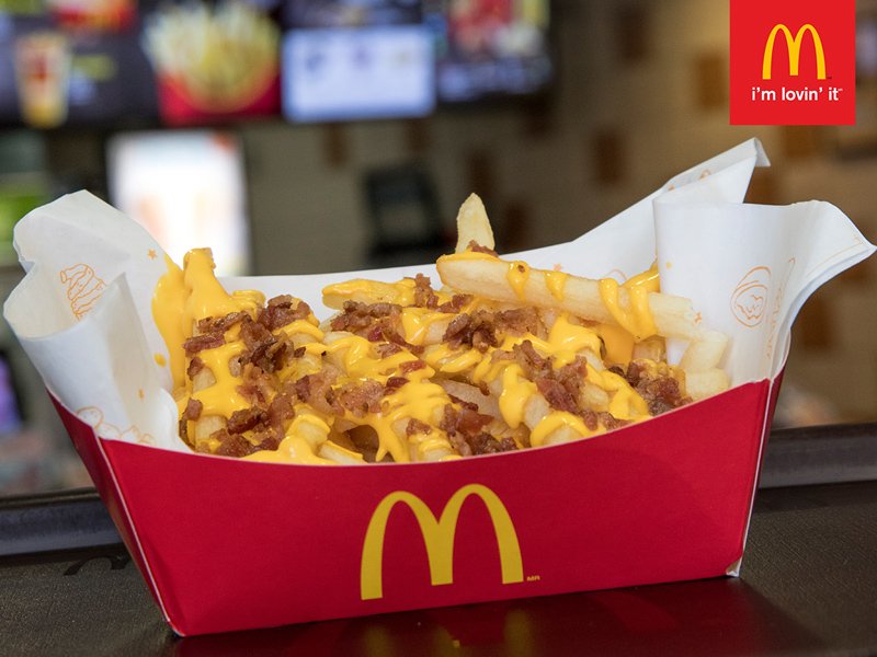mcdonaldscr's tweet photo. ¡Dejate tentar por el exquisito sabor de las nuevas #PapasCheddarBacon! https://t.co/sWzzSUkFrj