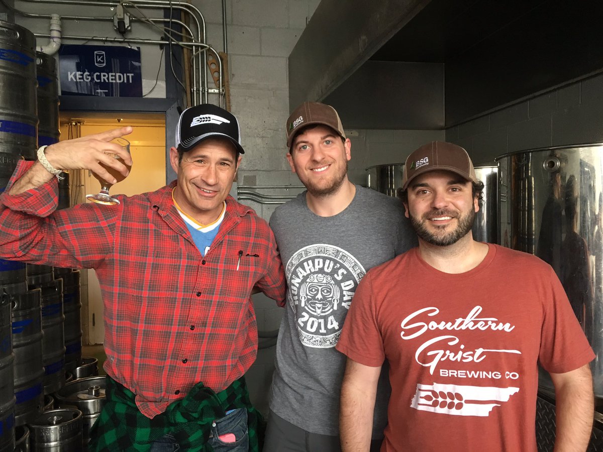 dogfishbeer's tweet image. We just got to Nashville and stopped by to have a pint with Jared and Kevin at @southerngrist. Great brewery!
