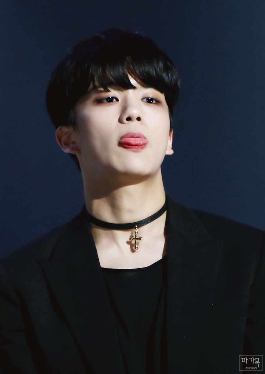 lyongguk's tweet photo. "Chokers don't look good on any guy" 

Youngjae replies with https://t.co/7pOJxVI13o