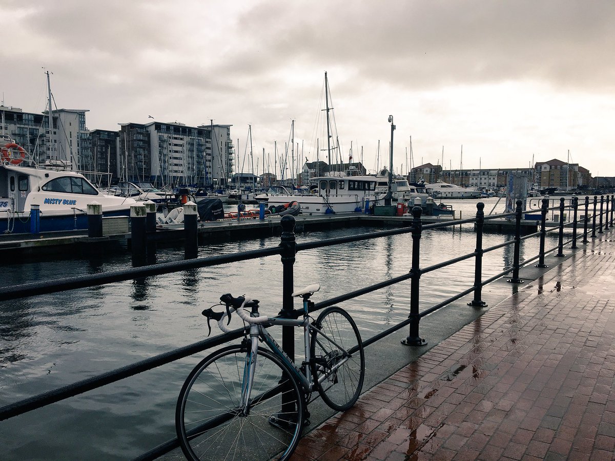 CarysDunn's tweet photo. Little Sunday afternoon bike ride #carrera #bike #eastbourne #harbour https://t.co/MaTLeui0w4