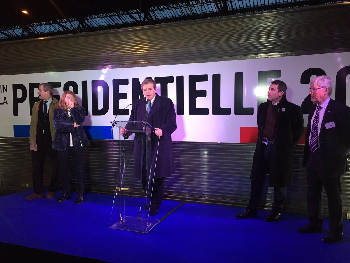 radiofrance's tweet photo. Inauguration #LeTrain2017 de la Présidentielle avec @DelphineErnotte, #MCSaragosse, @ericrevel1, @laurent_vallet, @francoisbeharel, #GPepy https://t.co/sGwNSWhzGI