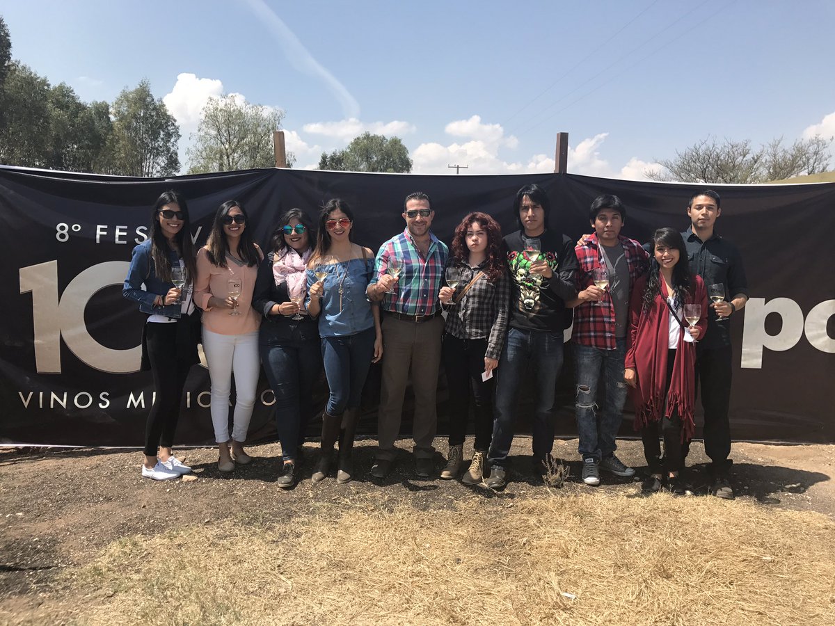 manoloespindel's tweet photo. Desde Matehuala,SLP.Presente la #uaslp Taller cultura del vino #acafi #coara #YoSoyVinoMexicano #OrgulloPorMexico  @LaRedonda @100VinosMex https://t.co/dklnbCGcfP