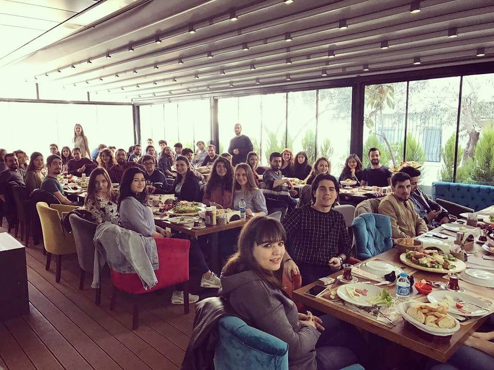 Ege Üniversitesi İşletme Kulübü kahvaltı organizasyonu! 🖒👌
#cafe #midyemix #kahvaltı #egeişletme #yepyeni #sıradışı #konsept #egeik