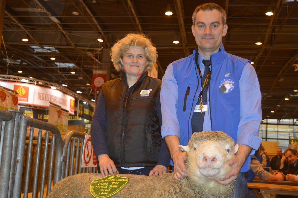 BleuBlancCoeur's tweet photo. [#SIA2017] Le @Salondelagri 2017, c'est fini ! Un grand #MERCI à tous nos adhérents, partenaires, visiteurs passés nous voir ! #BBCSIA2017 https://t.co/kI5uPj9f2G