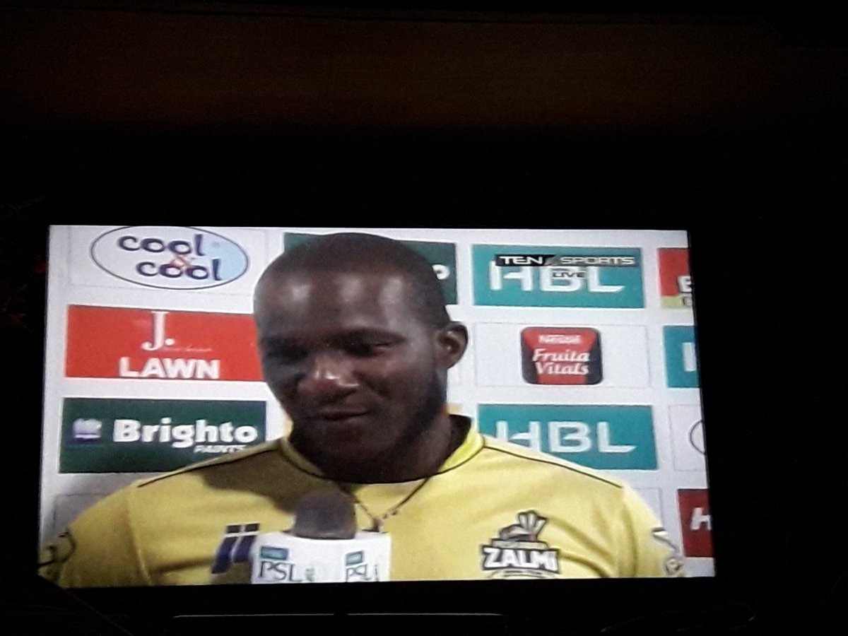 asmak824's tweet photo. #sammay well done �� #PeshawarZalmi #winners https://t.co/ygEi5du6yh