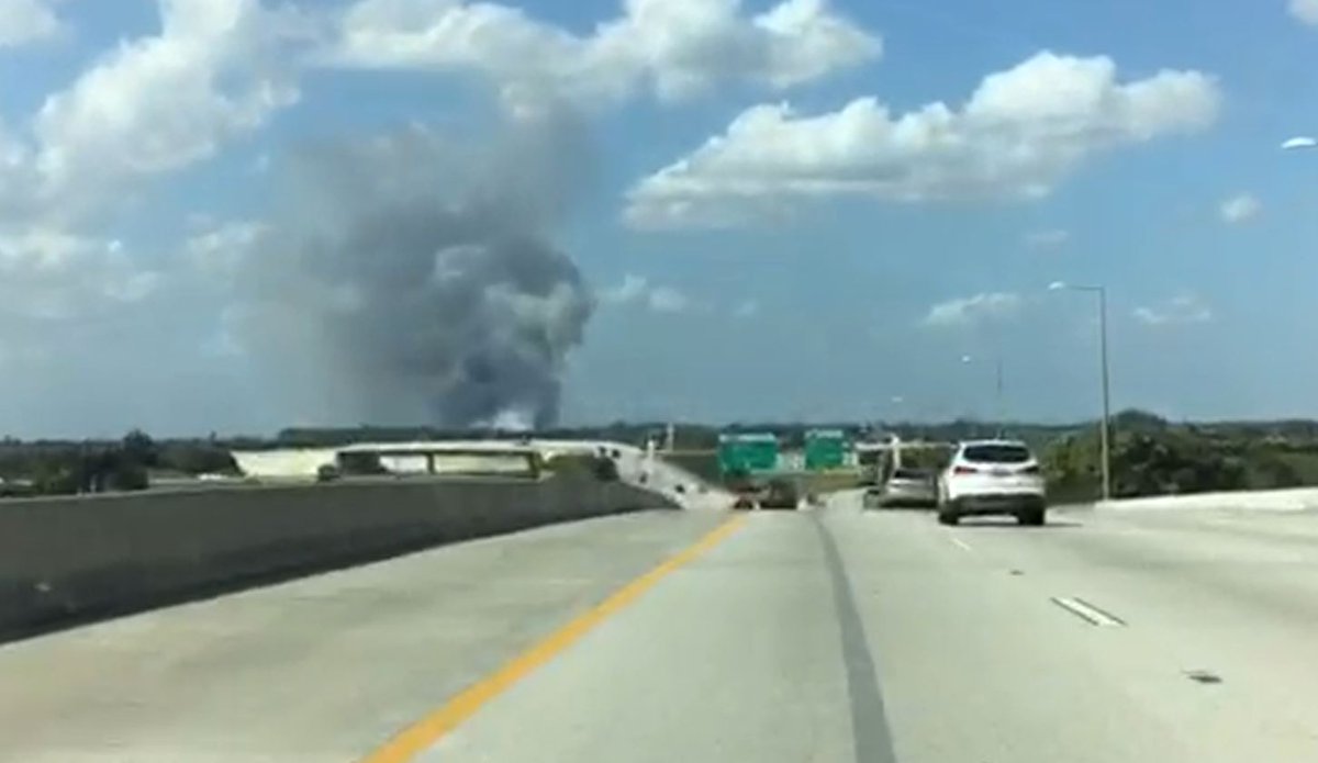 Brush fire reported in wooded area in southwest Miami-Dade bit.ly/2lLtyjU https://t.co/Q6lCwlwzYL