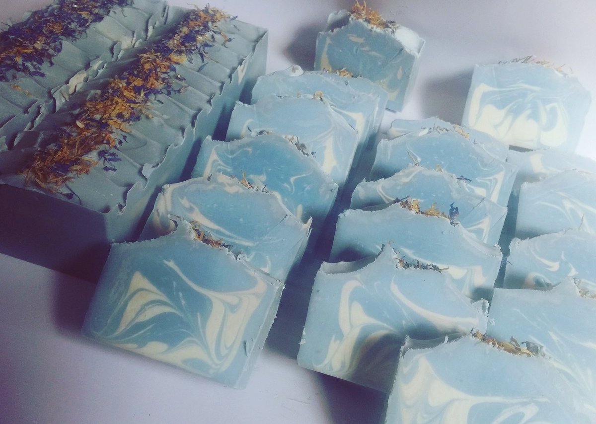 ishtar_soap's tweet photo. صابون عراقي
#ishtar #handmade_soap
#Iraq https://t.co/IAufmcMJMT