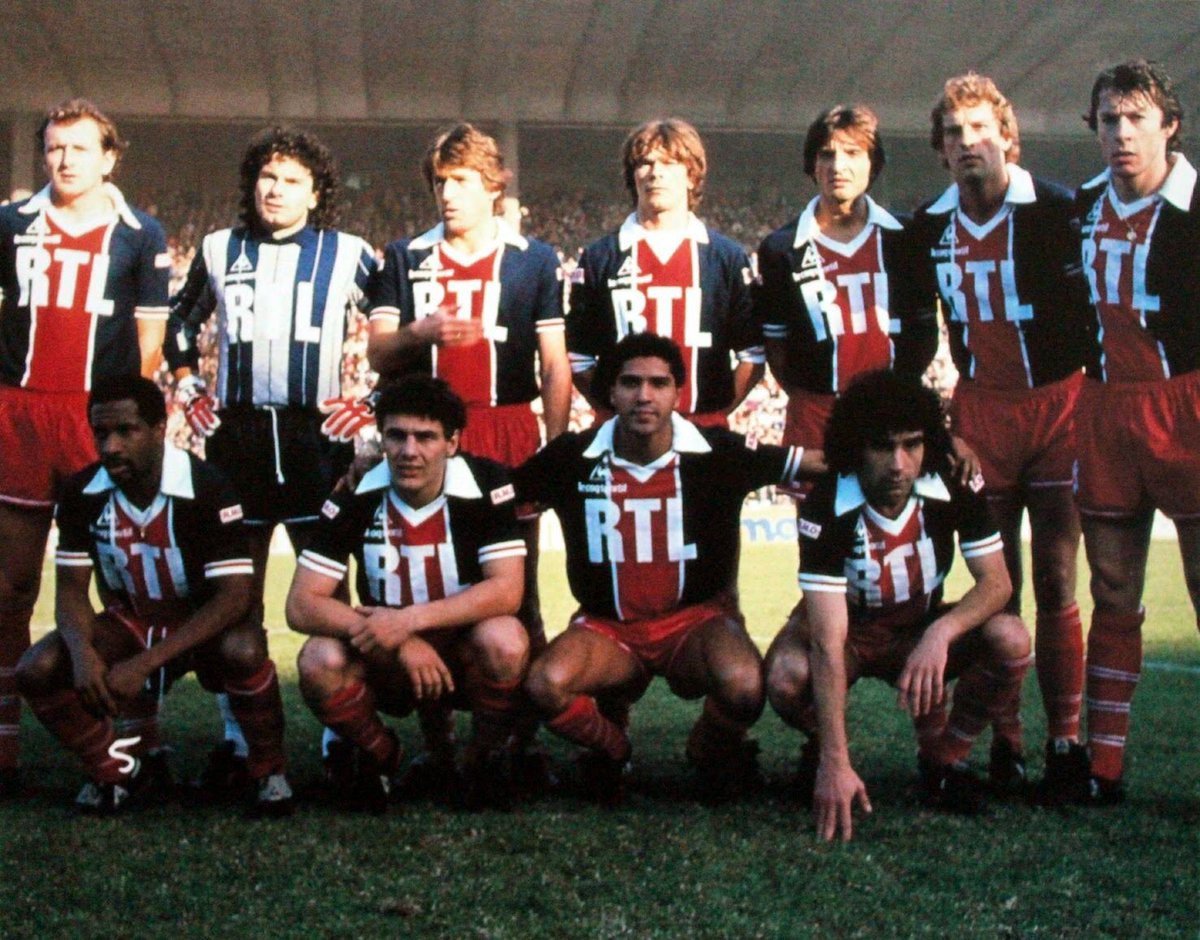 OldFootball11's tweet photo. #PSG (1985)
#Jeannol #Bats #Susic #Charbonnier #Pilorget #Vermeuleun #Fernandez;
#Jacques #Baconnier #Lowitz #Rocheteau
@Histoire_du_PSG https://t.co/ZliJAI5dYe