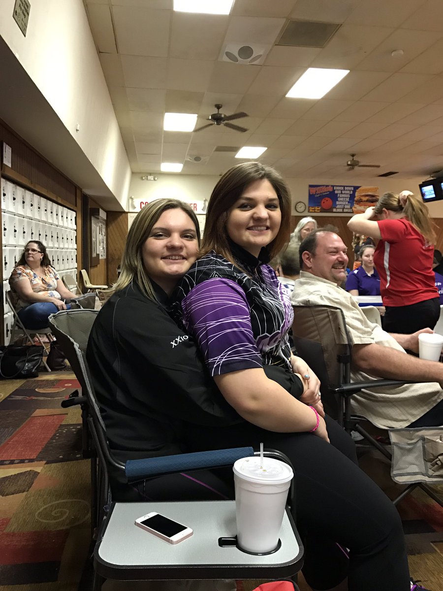 MHSBowlingClub's tweet photo. Miranda and Sister getting ready. 5 minutes until bowling time. Running a little behind. #misdpremier https://t.co/xKc1i4426h