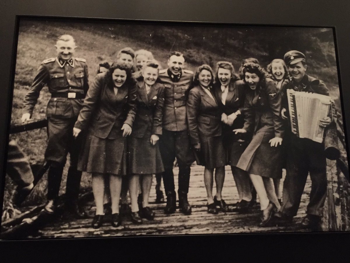 RicharddeNooy's tweet photo. This photo of Auschwitz staff is for all those who think fascism is the work of sad monsters lurking in the dark. (via @eliottbehar) https://t.co/RNUe6mHW9v