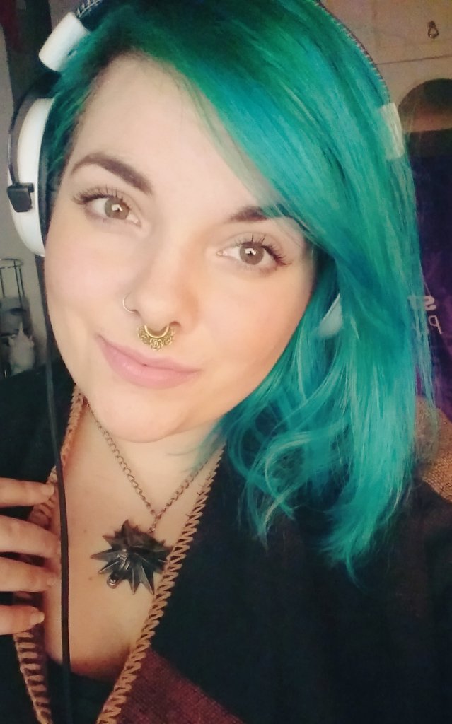 RadderssGaming's tweet photo. [LIVE] LAST stream before PAX East. I'm going to miss you all, come hang out 😭💜 

https://t.co/9njqut5FBQ https://t.co/VzynvZwEdl