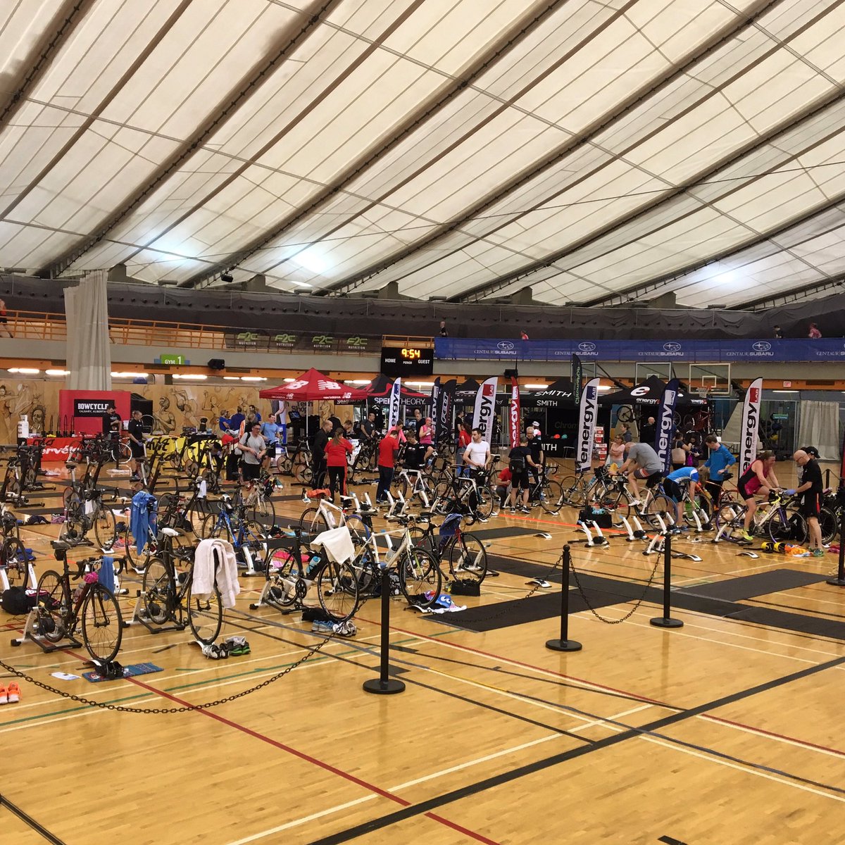 HollyHiggs's tweet photo. Incredible morning at @RepsolSport #10miletri - the fourth annual and getting better each year. 👌🏊🏻♀️🚴🏻♀️🏃🏼♀️ https://t.co/vIGncs62Lq