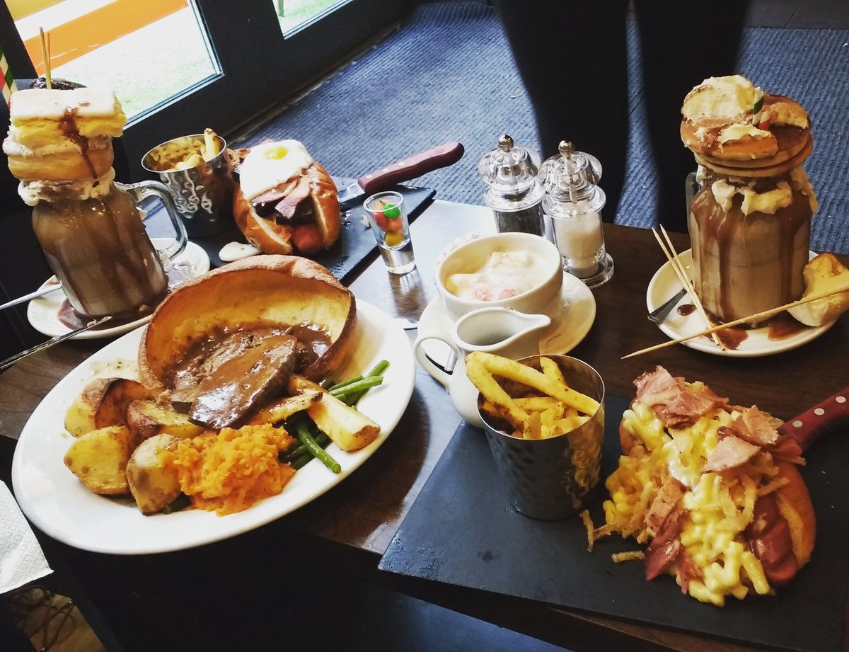 alfreckle's tweet photo. That moment when you realise you over-ordered.. https://t.co/727Nzfg2c5