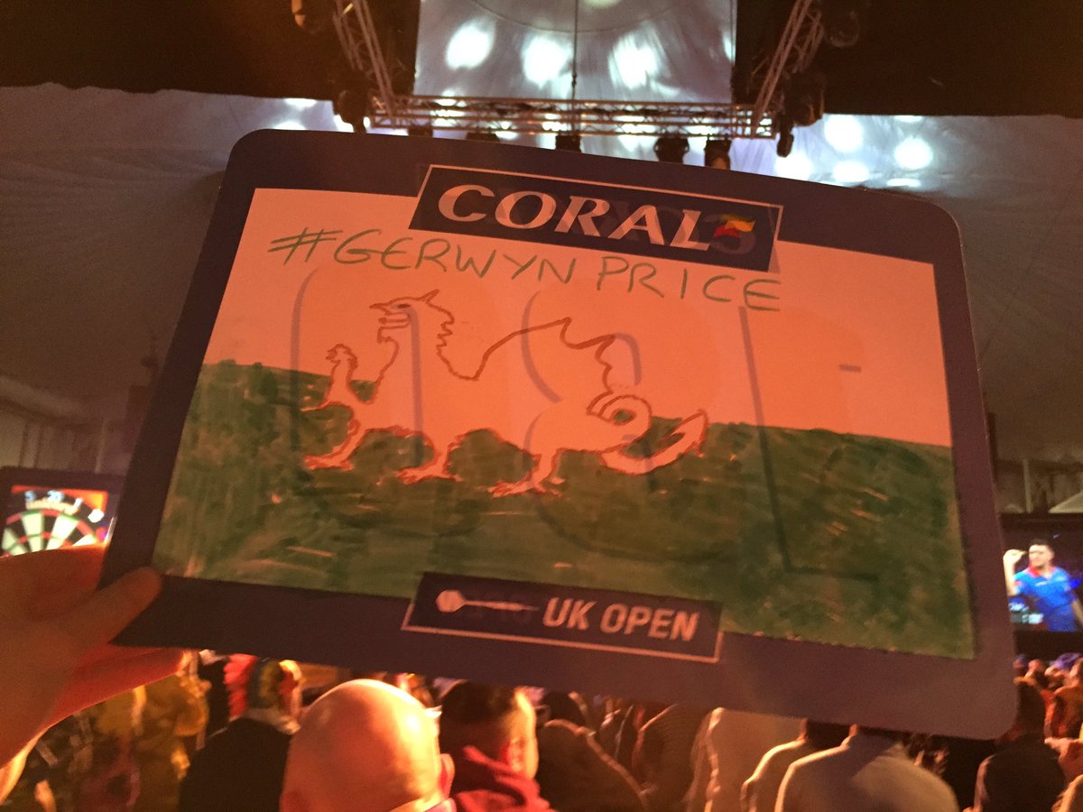 IanMitchelmore's tweet photo. Da iawn Gerwyn! @Gezzyprice #noredpen UKOpen https://t.co/wDzgsVwVpu
