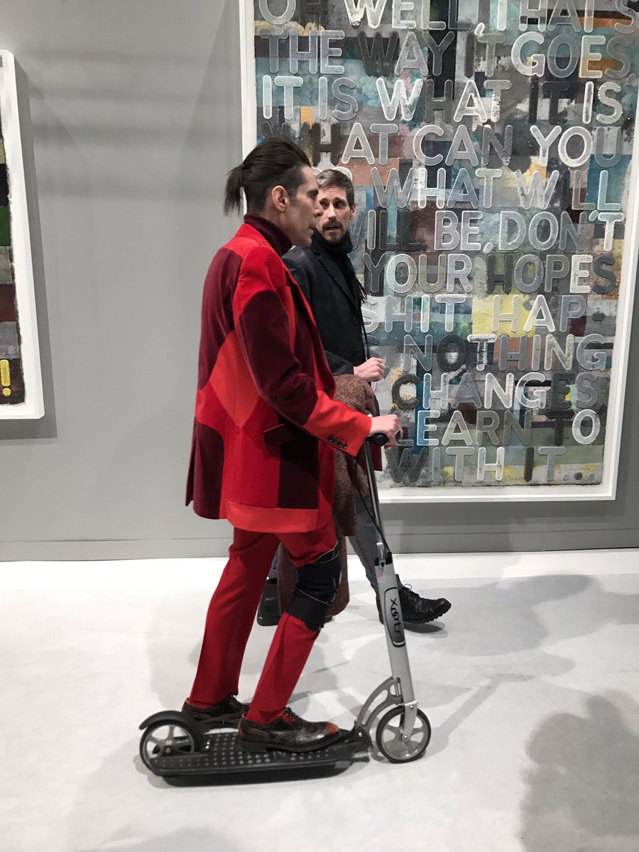 Reesito's tweet image. The #armoryarts #fashionweek street styles are on point at @thearmoryshow.