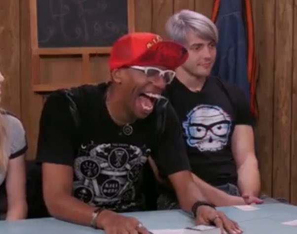LCORNORANGEHAIR's tweet photo. My ghad they literally thought of 1 certain event about wes being a genius, totally friendship goals😂😂 https://t.co/2LYSnStsGi