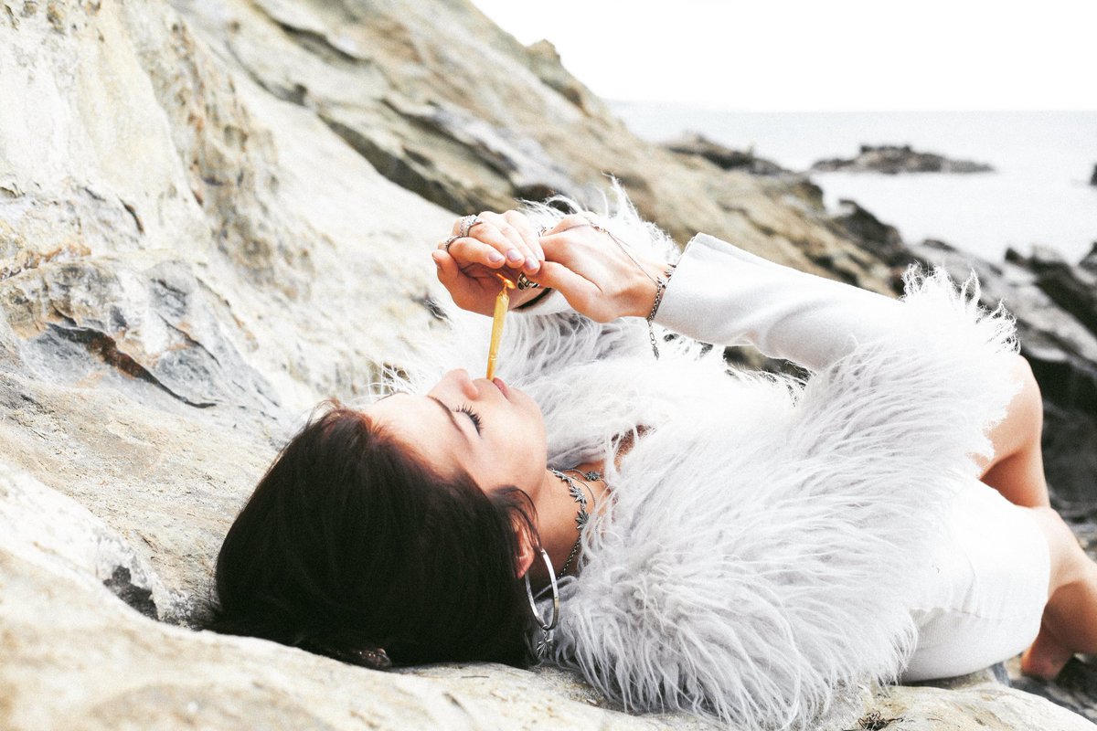 keira_fae's tweet image. It&apos;s a busy weekend, but ill still be sitting back, relaxing, and lighting it up! 🌱

#calicannabisbizexpo #womengrowla #bluntedobjects