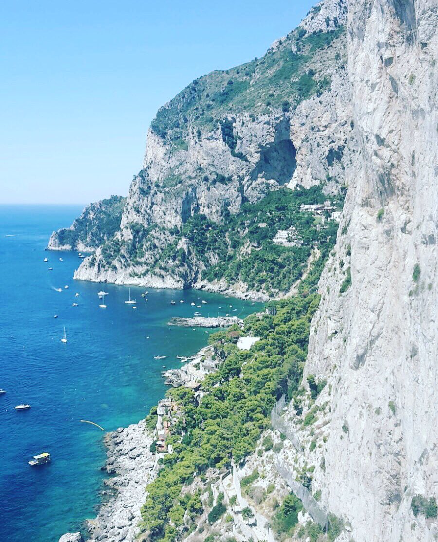 Amalfi: beatiful nature. Sea and sun. #theheartofnature #renawbleenergy #future #sea #sun #goodnight