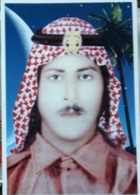 Abdullh18149447's tweet photo. لو ضاقت الدنيا على راعي الطيب =يبقى شذى طيبه على الناس طايب
للغيم في صدر الثرى صوت ترحيب =والطيب هو فعلك يا راعي النجايب # الحميدي مشعان https://t.co/OLAmbxOplV