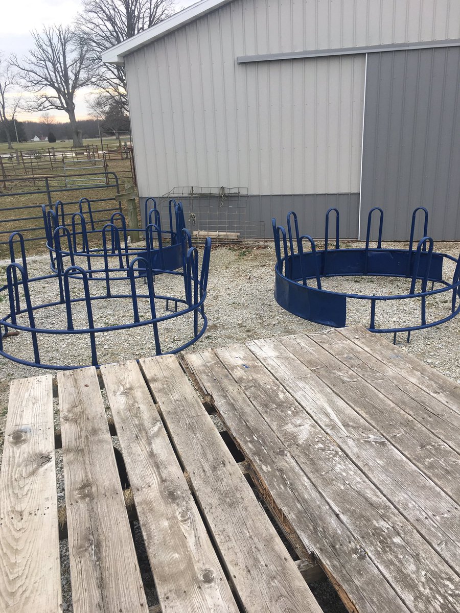 superj08's tweet photo. ‼️‼️Round bale feeders for sale. Get ahold of me for pricing‼️‼️ https://t.co/IMG7JTrx4L
