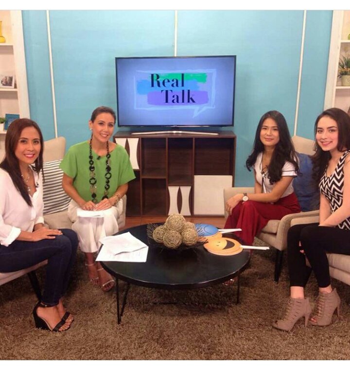 devonsupporter's tweet photo. @cnnphilippines RealTalk with this two Lovely @RegalFilms Babies @devonseron17 #CheriseCastro
#PweraUsogMarch8 2 days to go https://t.co/9JkvRovz5T