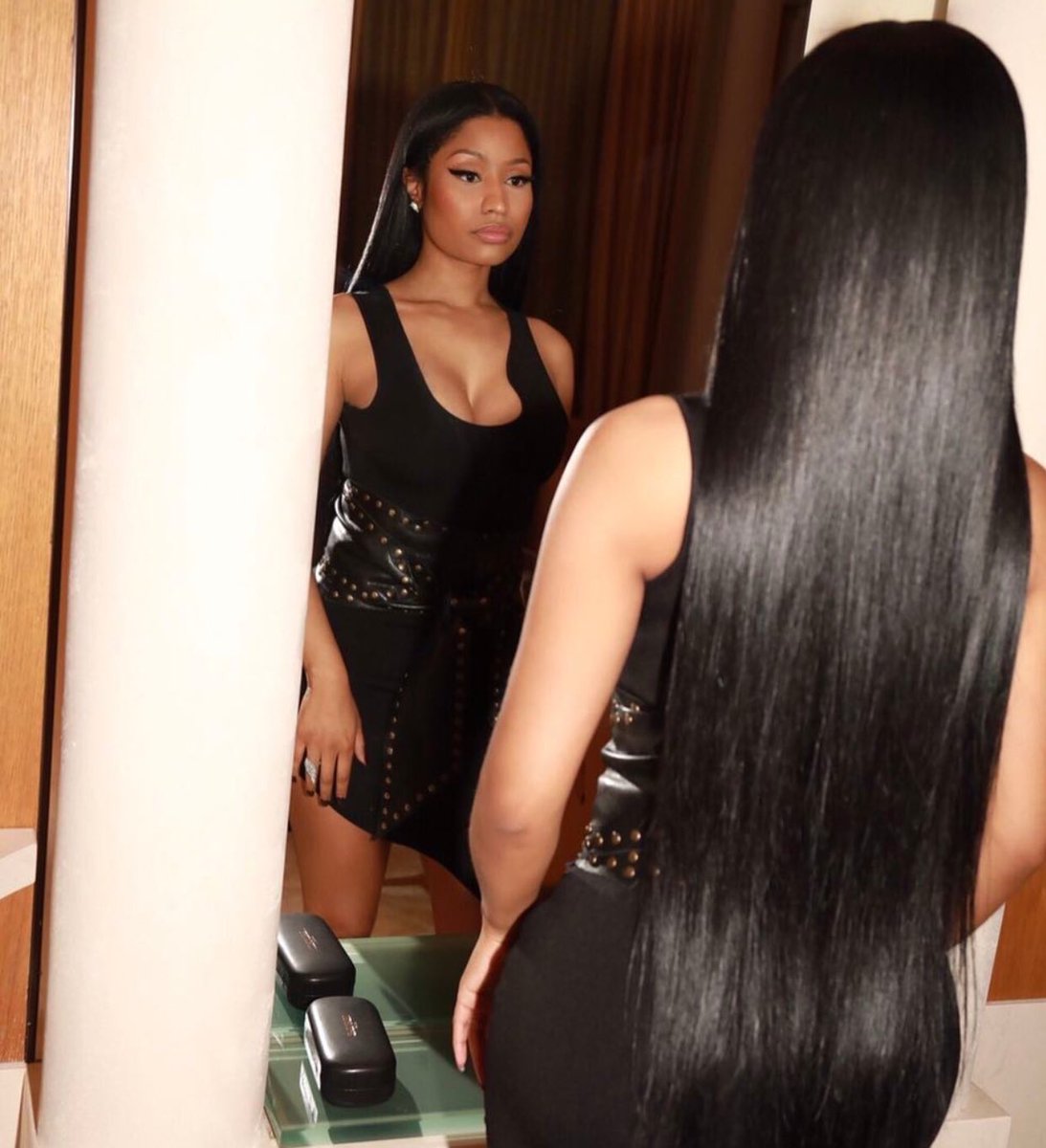Rhiphopbehind's tweet photo. @NICKIMINAJ is screaming im 2 good to reponse 2 @RealRemyMa diss... https://t.co/a4mW8vqg9n