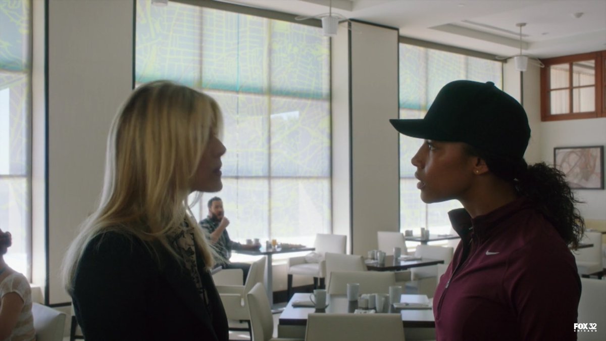 DoritoBoland85's tweet photo. Hey Ginny, Mike is stealing your bacon!!! #PitchRewind #TheInterim ๐
๐
๐
https://t.co/2JGp3dizil