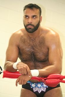 WWEJakeFrost's tweet photo. #Tomspiracy #Fastlane #Fastlane2017 https://t.co/WqQUc3f4SW