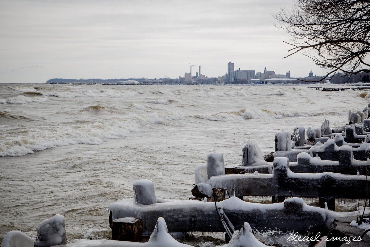 BleuelImages's tweet photo. Manitowoc, WI 
#Canon6D #Photography https://t.co/5M74YYuVgQ