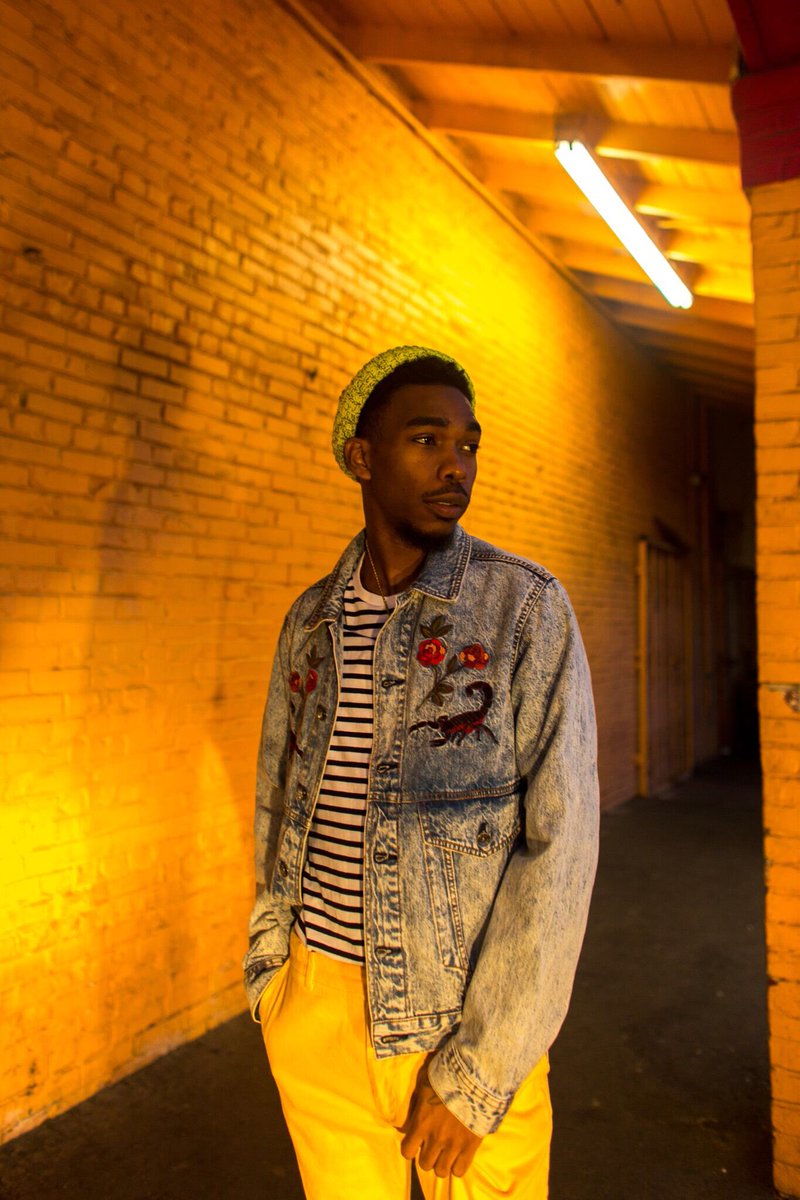 DREWWWWW____'s tweet photo. #BANGASEASON 
#shotbychose
Styled by: @audolitaa https://t.co/E2wOHNdHmT