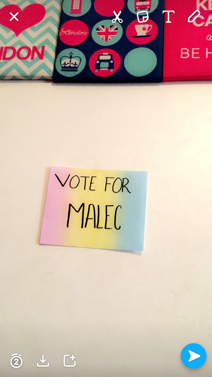 megumisheart's tweet photo. Inspiration. 😂 #Malec #VoteForMalec 

https://t.co/FUpA3lAKMB https://t.co/riU01lSTF9