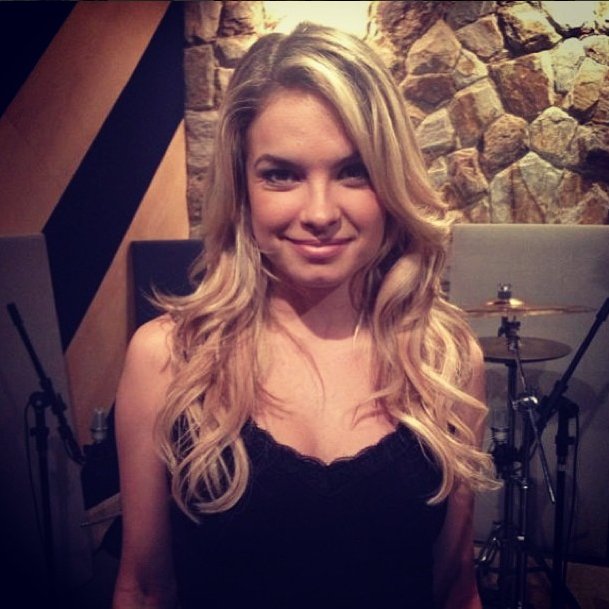 Minha diva Linda mais uma vez happy birthday  