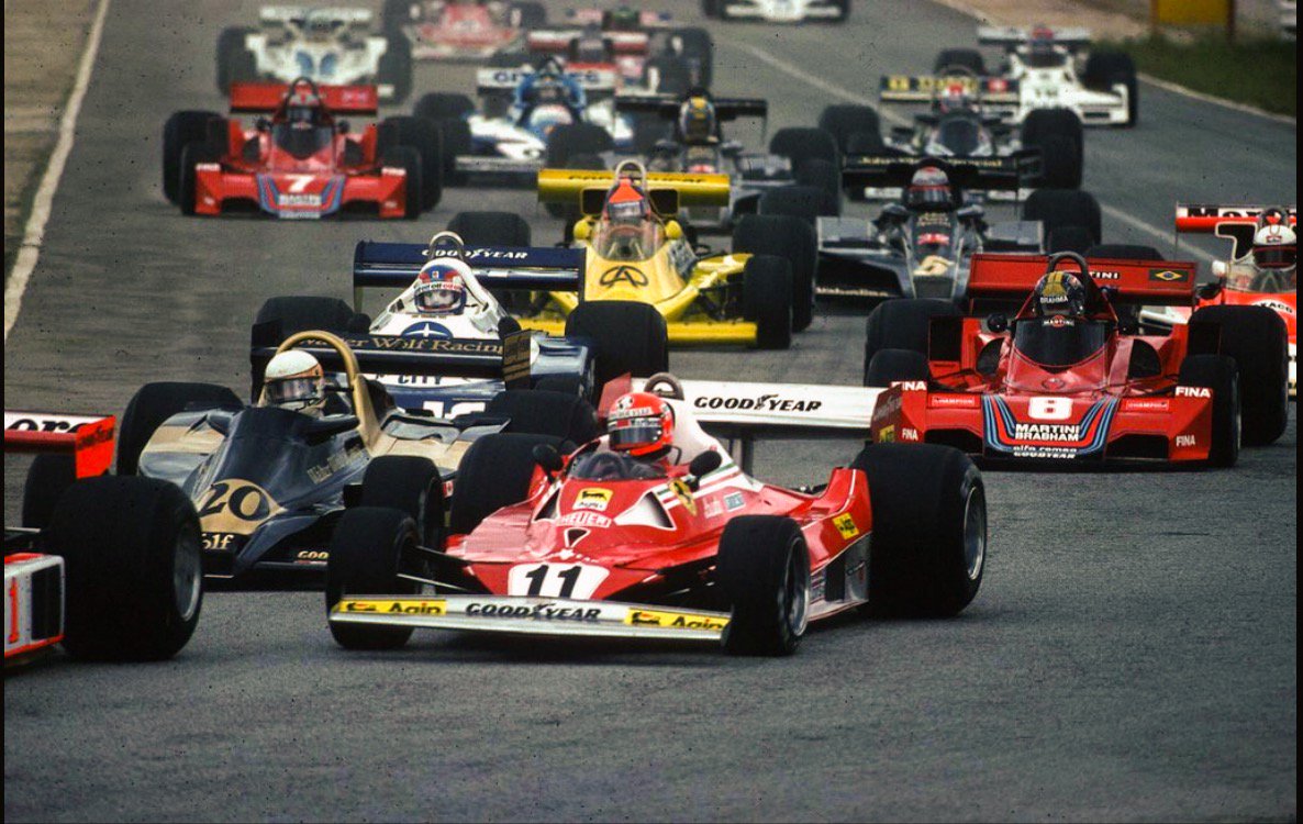 Stuart_Dent's tweet photo. Niki Lauda won the South African GP OTDI 1977 &amp; only learned of Pryce’s fate on the podium from Bert Baldwin

🇦🇹 #F1 https://t.co/4xosMyxt3m