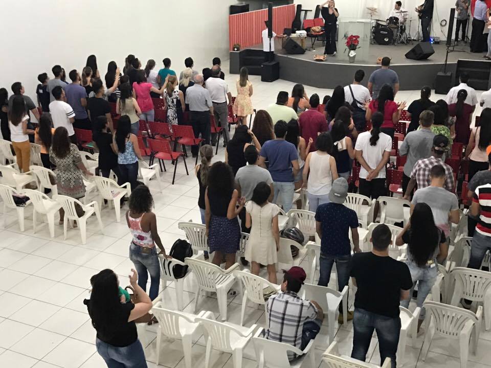 SNT_FOZ's tweet photo. Vim para adorar-te;
vim para prostrar-me;
vim para dizer que és meu Deus.
#SNTfoz #Cultodafamilia https://t.co/hmUtuSIKw9