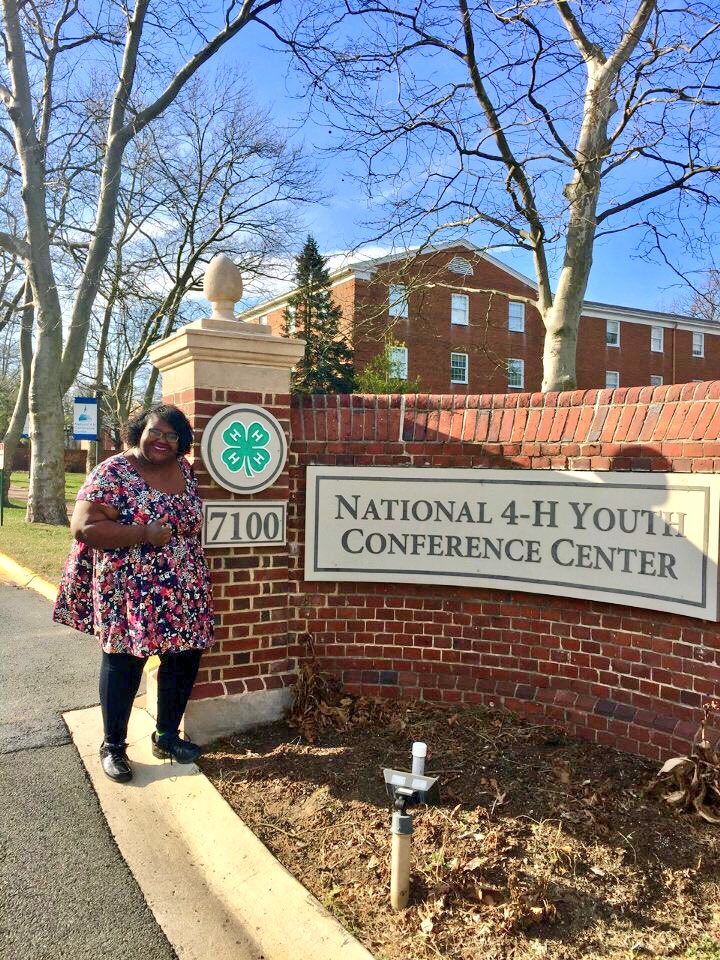 TAMUMANRRS's tweet photo. MEMBER HIGHLIGHT: Antoinette co-presented at the National 4-H Healthy Living Summitt in Washington DC on the Junior Master Gardener program! https://t.co/nksMfetkOc