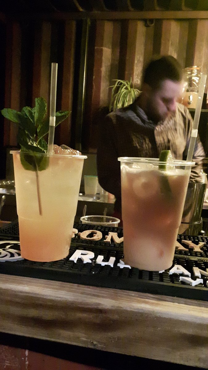 danghud's tweet photo. Cocktails at Peddlers market #cocktails #peddlers #nightsout https://t.co/YHzeAodOdc