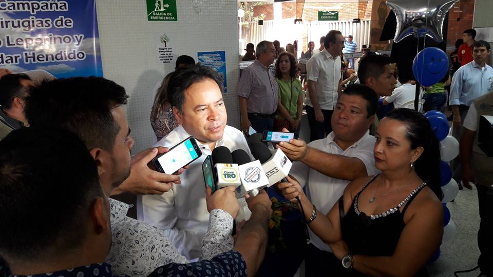 noticiasfcn's tweet photo. #GobNdeS #WilliamVillamizarLaguado da inicio a Jornada... Cirugías Gratis #ReporteroSoyYo #RSY #CorpoFrontera #OngCF
https://t.co/44ACoYhr87 https://t.co/Isfx1wnPD9