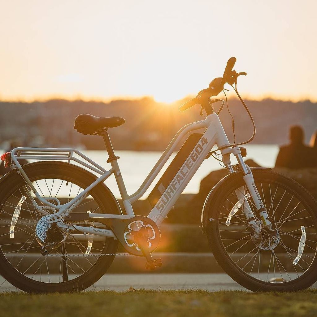 surface604's tweet photo. The Rook, a classic electric bike designed for cruisers and commuters looking for comfort.… https://t.co/YK7qNes0Jm https://t.co/QIh1gmP3j4