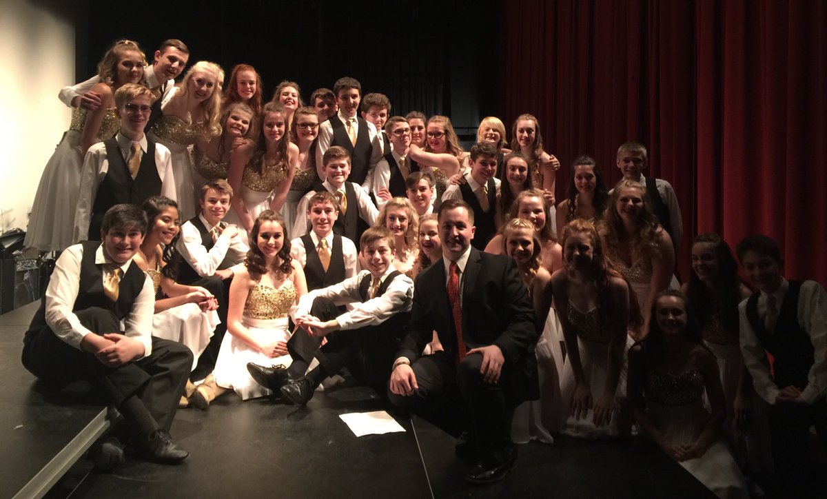 MrG_SciHawk's tweet photo. Thanks to @ahs_vocal_music for letting me MC the Spring Show Spectacular! Had a blast and love seeing more of our tallented students https://t.co/geQrEJHFvB