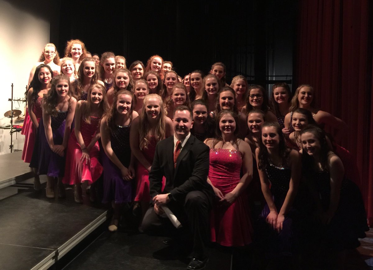 MrG_SciHawk's tweet photo. Thanks to @ahs_vocal_music for letting me MC the Spring Show Spectacular! Had a blast and love seeing more of our tallented students https://t.co/geQrEJHFvB