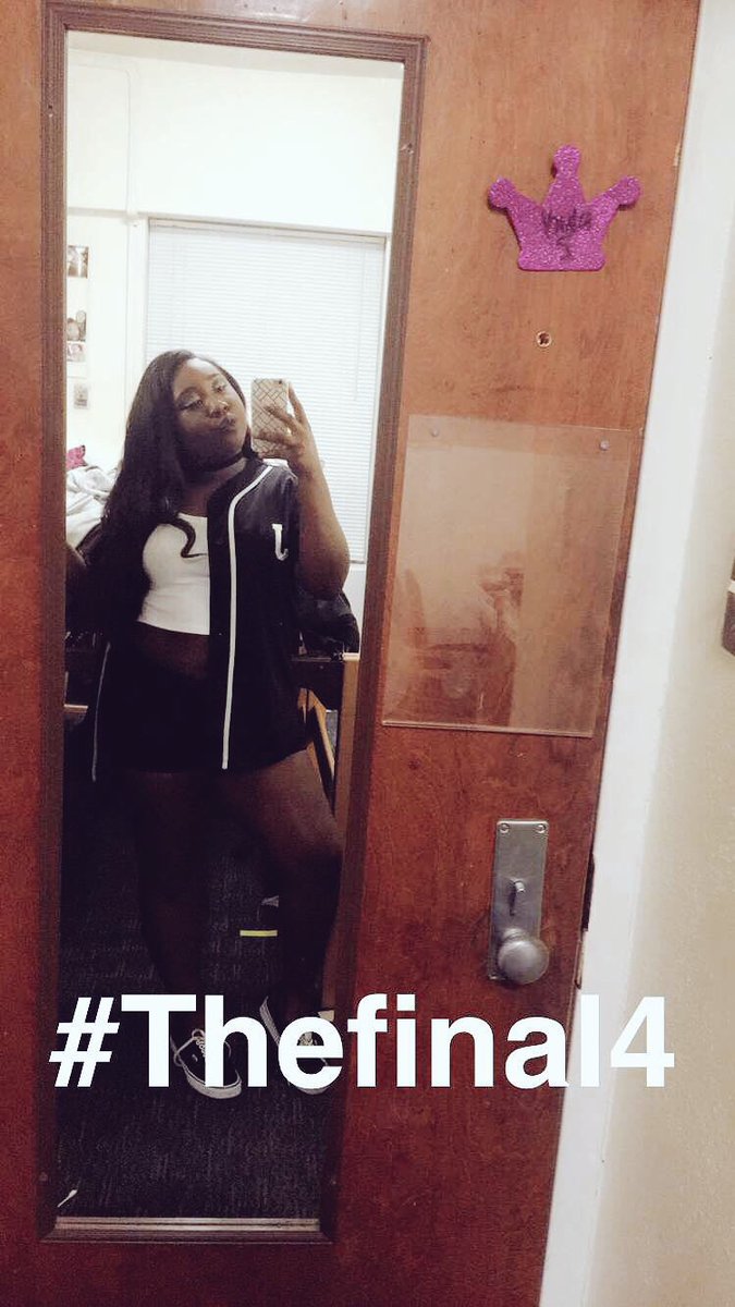 its_jnizzle's tweet image. #TheFinal4 ✨🖤