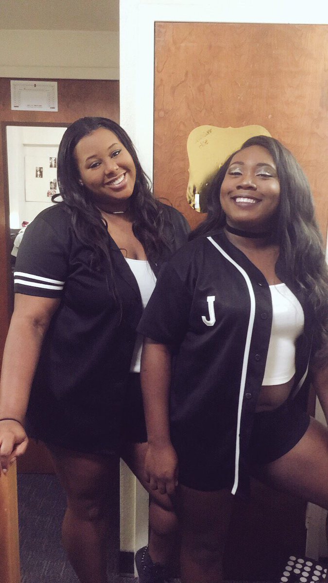 its_jnizzle's tweet image. #TheFinal4 ✨🖤