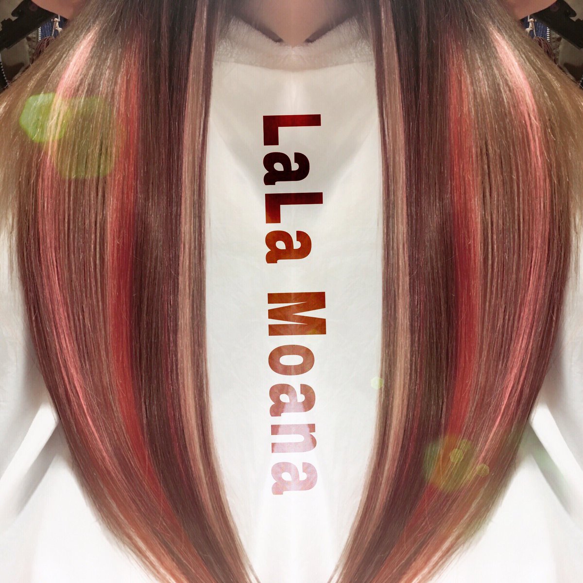 Lala Moana ララモアナ 福岡店 エクステンション ﾟ 色合いの幅がララモアナで グーーーン と 広がります お好みのイメージに近づくhair エクステ ララモアナ メッシュ カラーエクステ お好み グラデーションカラー 色 配置