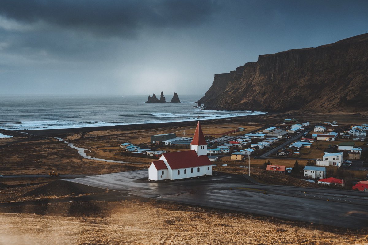 jasoncharleshil's tweet photo. Iceland... https://t.co/Bsu1L48vnq
