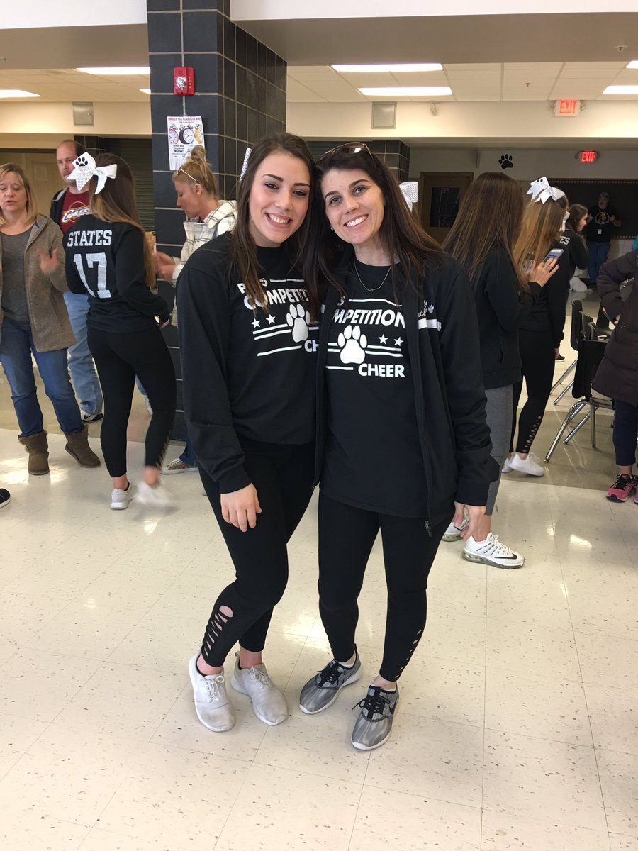 _hannahreese21's tweet photo. &amp;&amp;&amp; that's a wrap... couldn't have made it this far without you guys, love you ❤️ @NicoleCatWohl @PerryCompCheer https://t.co/grAcmqfA0G
