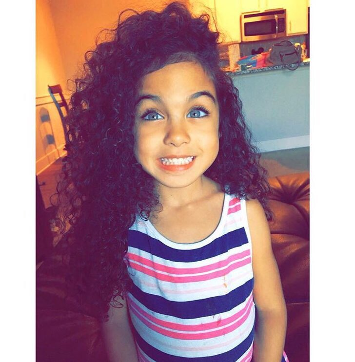 natewtms's tweet photo. She's such a precious little girl https://t.co/Ho1t6hgxs3