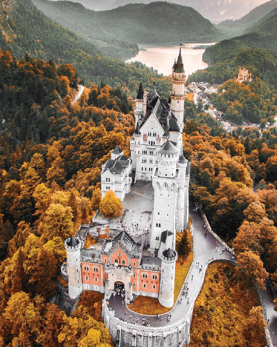 _LoveTraveling_'s tweet photo. Braşov landmark, Romania 🇷🇴 https://t.co/9SUEwkKB3y